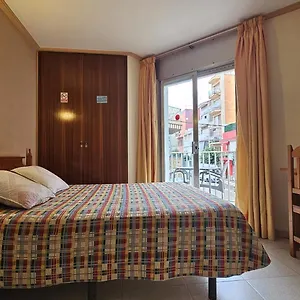 Gasthof Manos, Blanes
